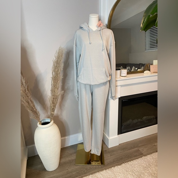 Tall hoodie/jogger set - Picture 7 of 7